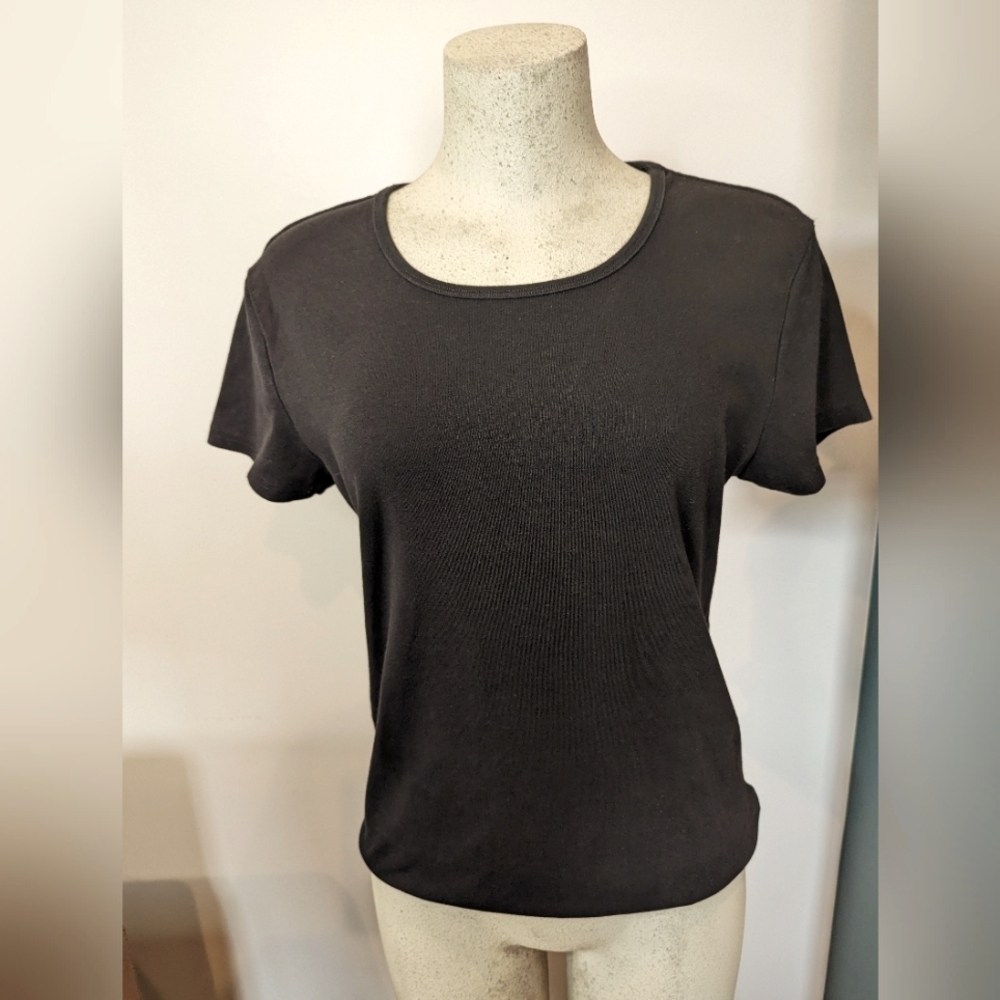 Ellen Tracy black stretch woman's tee shirt size Large Cotton Made In Canada